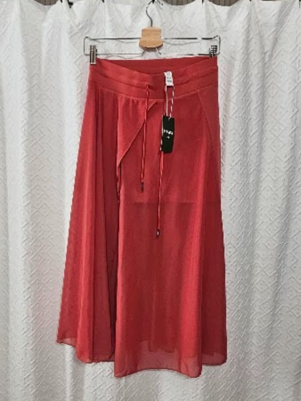 NWT Halara Medium Skirt with Built In Shorts + Pockets